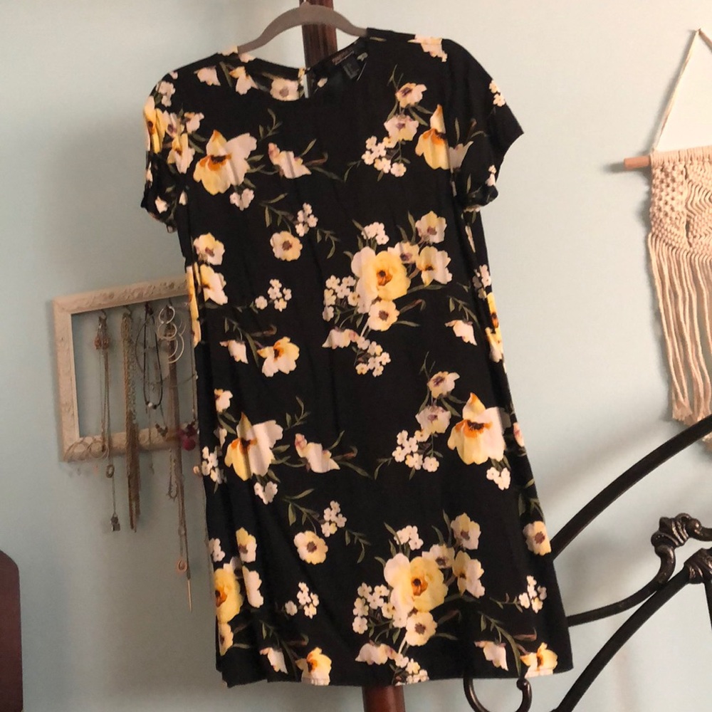 FOREVER21 dress FROM TIMES SQUARE, NEW YORK